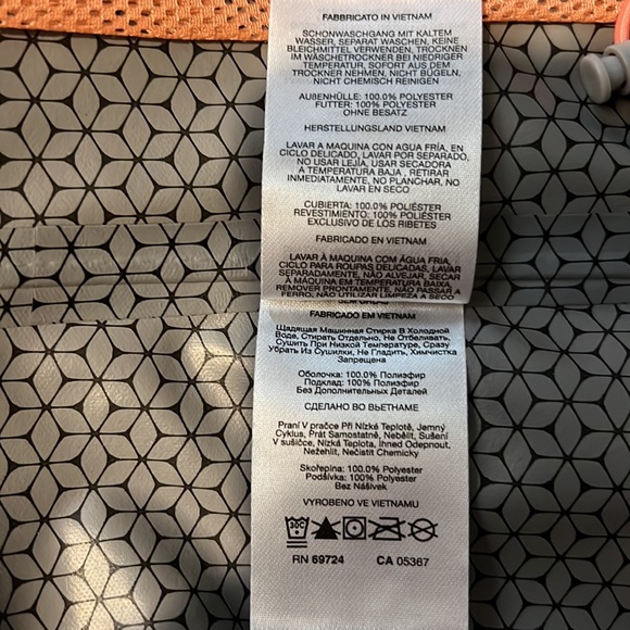 Columbia women’s waterproof Jacket size L NWT - Picture 11 of 13